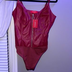 Guess body suit red leather